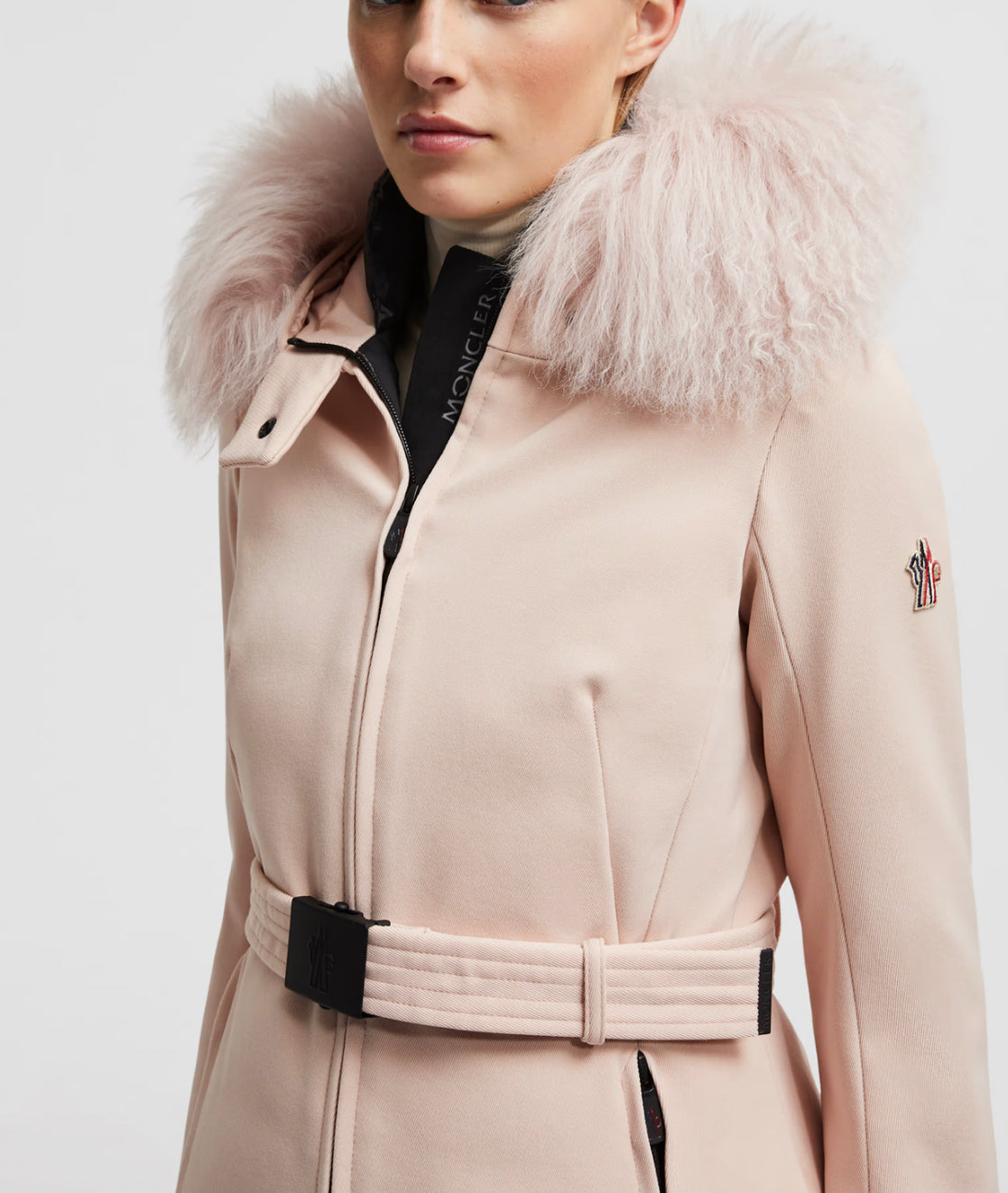 GIUBBOTTO MONCLER DONNA CORTO ROSA CHIARO CON PELLICCIA E CINTA