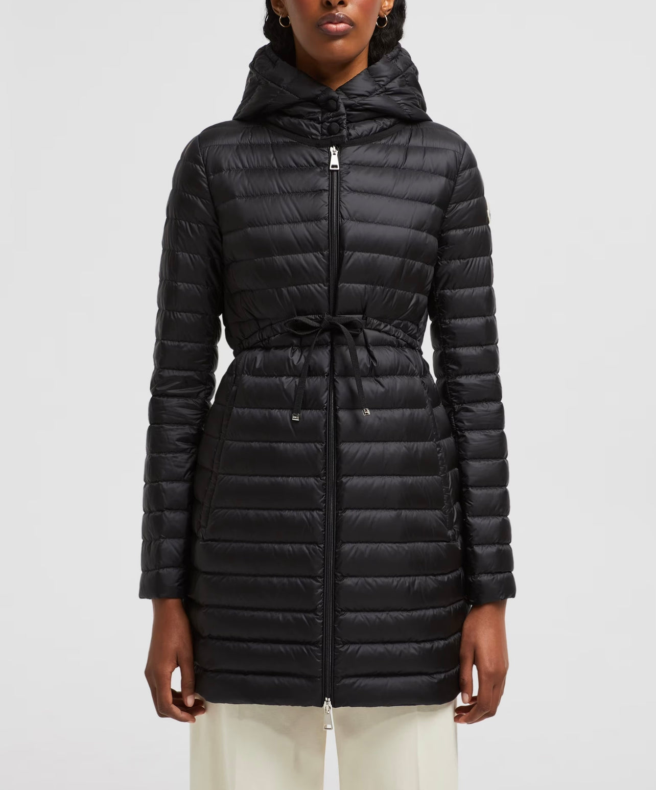 MONCLER DONNA NERO CON CAPPUCCIO