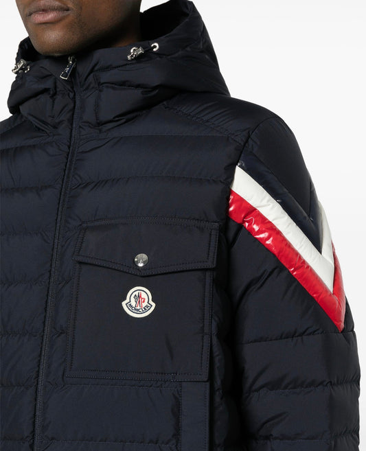 MONCLER UOMO STRISCE LOGO PETTO